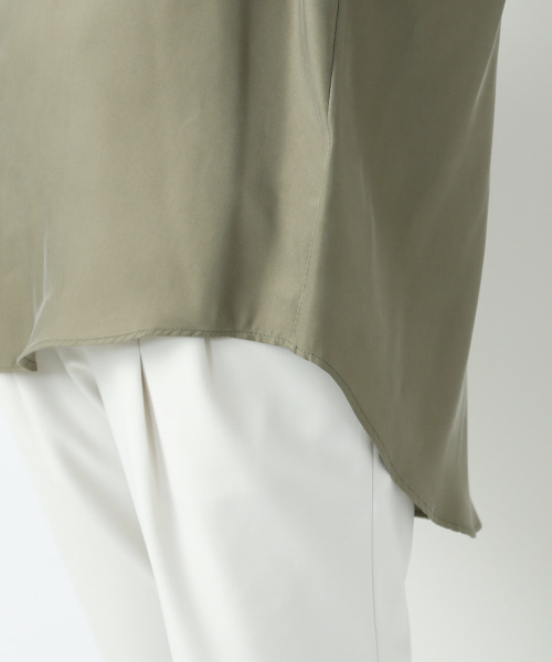qualite（カリテ）の「ドレープビックブラウス（シャツ/ブラウス・レディース・ダークブラウン/カーキ・2）」の8枚目の写真