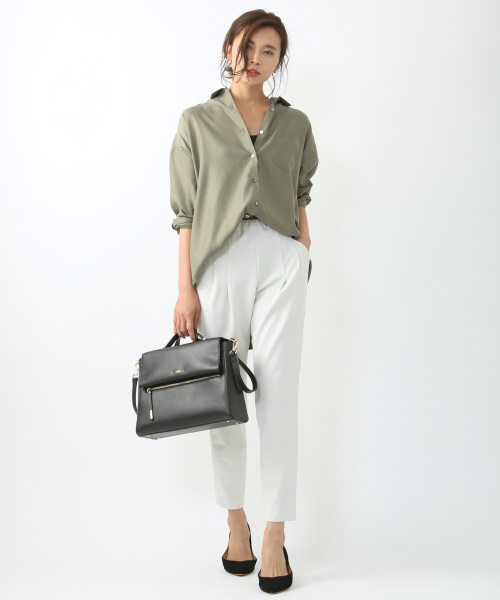 qualite（カリテ）の「ドレープビックブラウス（シャツ/ブラウス・レディース・ダークブラウン/カーキ・2）」の13枚目の写真