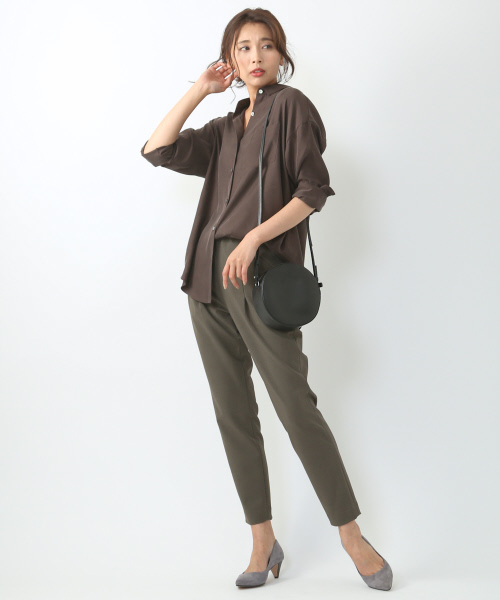 qualite（カリテ）の「ドレープビックブラウス（シャツ/ブラウス・レディース・ダークブラウン/カーキ・2）」の10枚目の写真