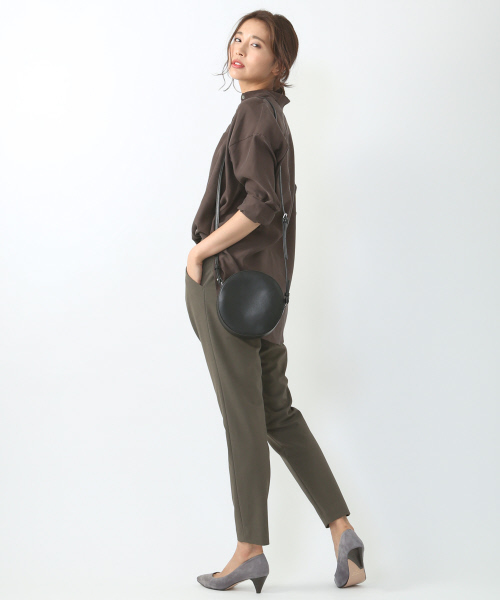 qualite（カリテ）の「ドレープビックブラウス（シャツ/ブラウス・レディース・ダークブラウン/カーキ・2）」の15枚目の写真