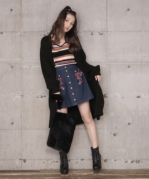 one after another NICE CLAUP（ワンアフターアナザーナイスクラップ）の「前釦台形スカート（スカート・レディース・キャメル/ボルドー/インディゴブルー・FREE）」の6枚目の写真