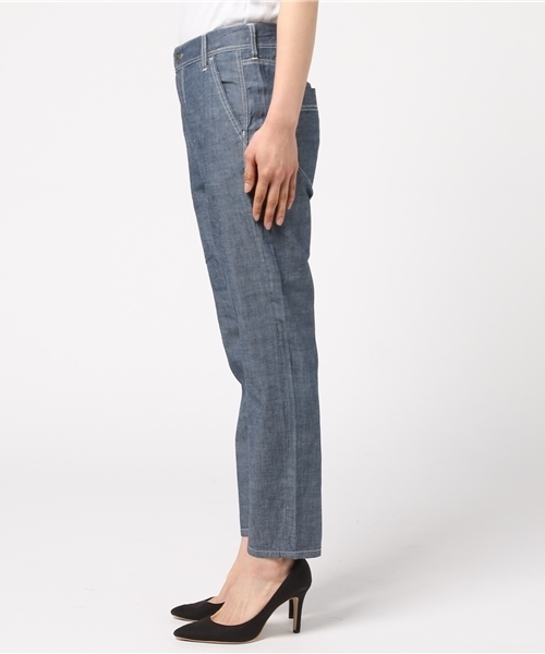 LBC(エルビーシー)の「コットンシャンブレーテーパードパンツ (その他パンツ・レディース・ライトブルー/ブルー/ネイビー・SMALL/MEDIUM/LARGE)」の5枚目の写真