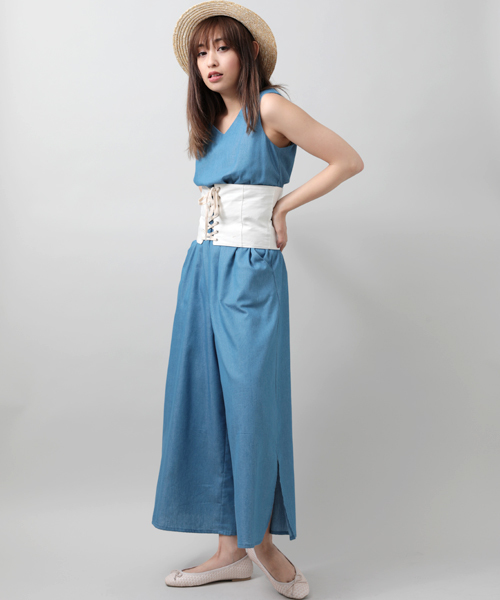 Denime(ドゥニーム)の「ダンガリーロンパース(サロペット/オーバーオール・レディース・ライトインディゴブルー/ブラック系その他・FREE)」の8枚目の写真