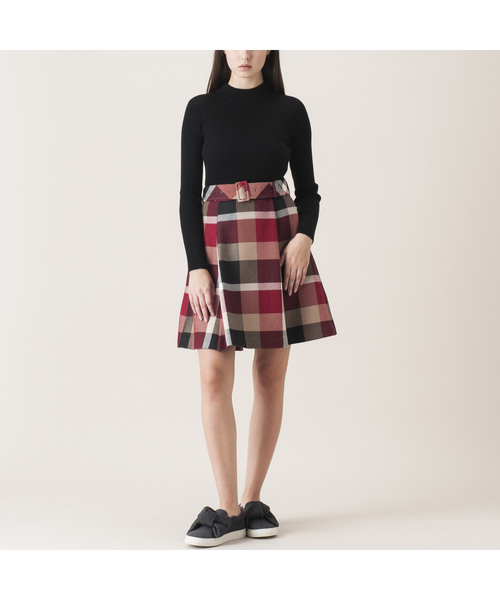 BLUE LABEL CRESTBRIDGE（ブルーレーベルクレストブリッジ）の