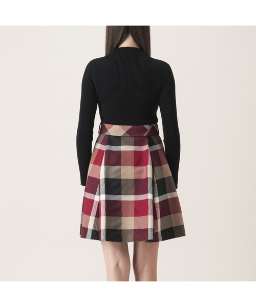 BLUE LABEL CRESTBRIDGE（ブルーレーベルクレストブリッジ）の