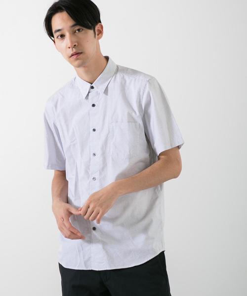 green label relaxing（グリーンレーベルリラクシング）の「CM サシコステッチ ナローレギュラー 半袖 シャツ（シャツ/ブラウス・メンズ・ネイビー/ホワイト/ロイヤルブルー・L/S/M）」の2枚目の写真