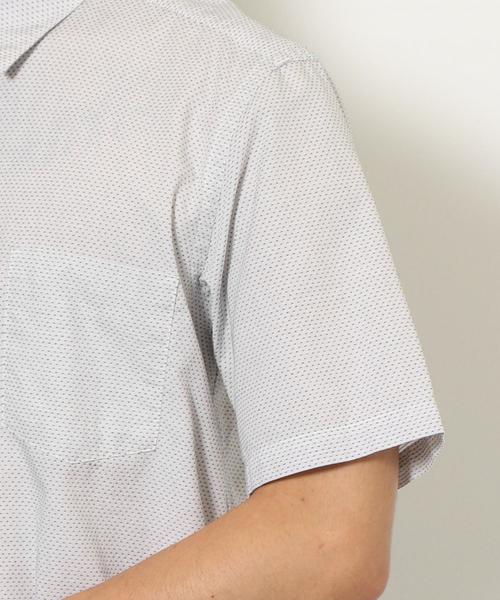 green label relaxing（グリーンレーベルリラクシング）の「CM サシコステッチ ナローレギュラー 半袖 シャツ（シャツ/ブラウス・メンズ・ネイビー/ホワイト/ロイヤルブルー・L/S/M）」の6枚目の写真