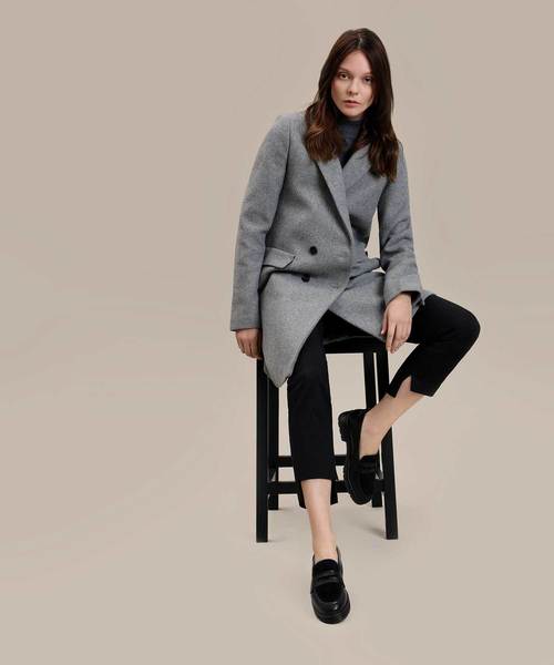 CHARLES & KEITH(チャールズ & キース)の「ファーリーペニーローファー / FURRY PENNY LOAFERS(ローファー・レディース・ブラック/ダークグリーン/バーガンディー・22.5cm/23cm/23.5cm/24.5cm/25cm/25.5cm)」の16枚目の写真