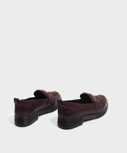 CHARLES & KEITH(チャールズ & キース)の「ファーリーペニーローファー / FURRY PENNY LOAFERS(ローファー・レディース・ブラック/ダークグリーン/バーガンディー・22.5cm/23cm/23.5cm/24.5cm/25cm/25.5cm)」の7枚目の写真
