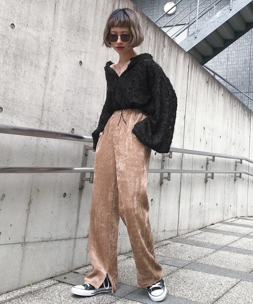 PAGEBOY（ページボーイ）の「【WEB限定】ジャガードボリュームスリーブブラウス（シャツ/ブラウス・レディース・ホワイト/ブラック・FREE）」の7枚目の写真