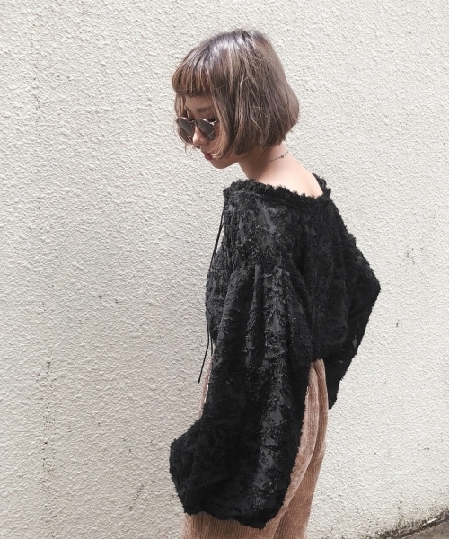 PAGEBOY（ページボーイ）の「【WEB限定】ジャガードボリュームスリーブブラウス（シャツ/ブラウス・レディース・ホワイト/ブラック・FREE）」の8枚目の写真