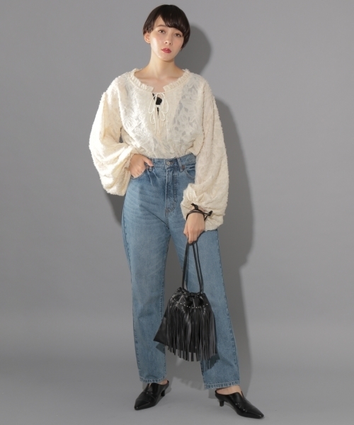 PAGEBOY（ページボーイ）の「【WEB限定】ジャガードボリュームスリーブブラウス（シャツ/ブラウス・レディース・ホワイト/ブラック・FREE）」の15枚目の写真