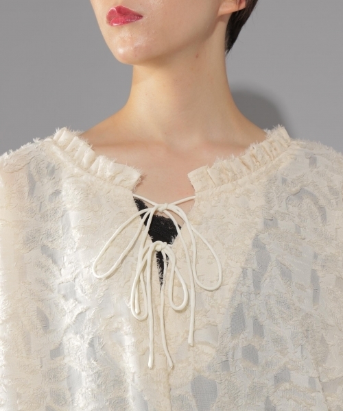 PAGEBOY（ページボーイ）の「【WEB限定】ジャガードボリュームスリーブブラウス（シャツ/ブラウス・レディース・ホワイト/ブラック・FREE）」の21枚目の写真