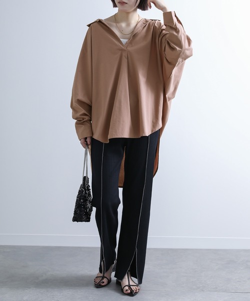 n'OrLABEL（ノアールレーベル）の「『スキッパーネックシルエットシャツ』（シャツ/ブラウス・レディース・ホワイト/ブラック/カーキ/ピンクベージュ・FREE）」の20枚目の写真