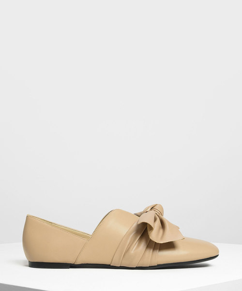 CHARLES & KEITH(チャールズ & キース)の「ノットディテールフラット / Knot Detail Flats(バレエシューズ・レディース・ブラック/ブルー/アイボリー・22.5cm/23cm/23.5cm/24.5cm/25cm/25.5cm)」の2枚目の写真