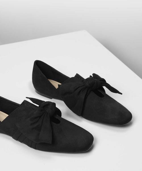 CHARLES & KEITH(チャールズ & キース)の「ノットディテールフラット / Knot Detail Flats(バレエシューズ・レディース・ブラック/ブルー/アイボリー・22.5cm/23cm/23.5cm/24.5cm/25cm/25.5cm)」の4枚目の写真