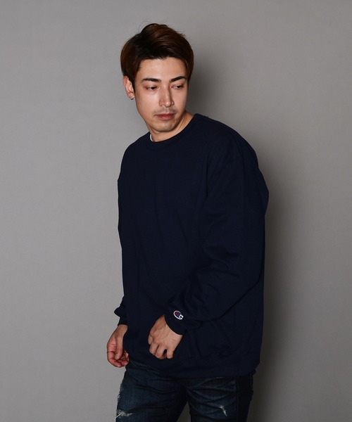 Champion（チャンピオン）の「Champion/チャンピオン　ビックシルエット無地 スウェット トレーナー（スウェット・メンズ・ライトグレー/ブラック/ネイビー/グレー/レッド/ダークグリーン/ダークグレー/ロイヤルブルー/ワインレッド/その他・S/M/L/XL/XXL/XX-LARGE）」の6枚目の写真