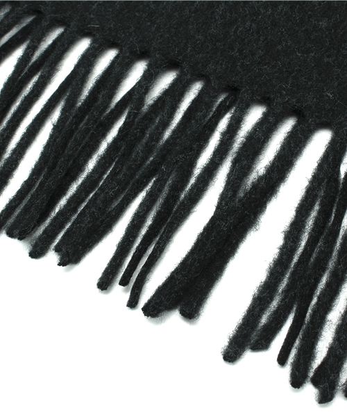 BEAUTY&YOUTH UNITED ARROWS（ビューティーアンドユースユナイテッドアローズ）の「BY PRIMO ソリッドマフラー◆§（マフラー・メンズ・ブラック/ライトグレー/ワインレッド/コバルトブルー・フリー）」の5枚目の写真