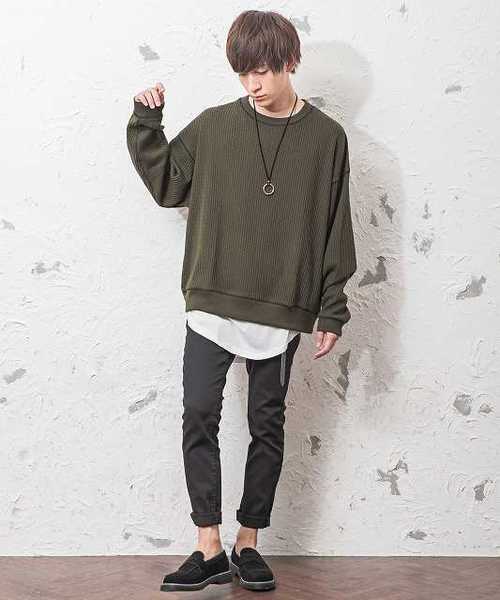 MinoriTY（マイノリティ）の「配色ステッチビッグトレーナー ビッグシルエット（スウェット・メンズ・ブラック/オフホワイト/カーキ・M/L）」の6枚目の写真