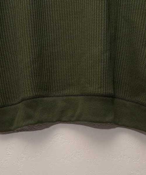 MinoriTY（マイノリティ）の「配色ステッチビッグトレーナー ビッグシルエット（スウェット・メンズ・ブラック/オフホワイト/カーキ・M/L）」の13枚目の写真