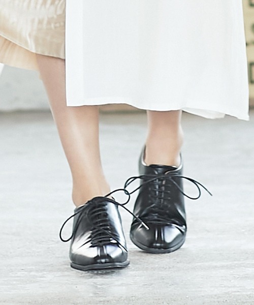 KOBE LETTUCE（コウベレタス）の「スクエアトゥレースアップオックスフォードシューズ（その他シューズ・レディース・ブラック/アイボリー/グレイッシュベージュ・L/LL/S/M）」の3枚目の写真