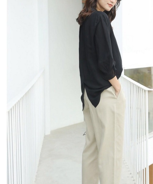 Doula Doula(ドゥーラドゥーラ)の「バンドカラーシャツ(シャツ/ブラウス・レディース・ホワイト/ブラック・FREE)」の1枚目の写真