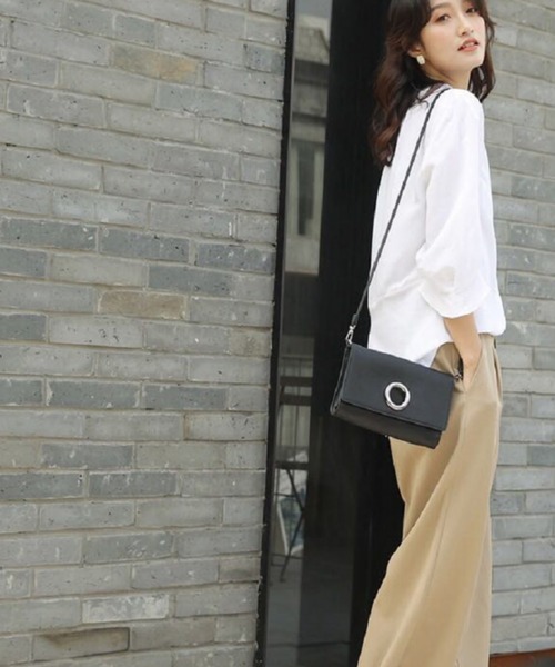 Doula Doula(ドゥーラドゥーラ)の「バンドカラーシャツ(シャツ/ブラウス・レディース・ホワイト/ブラック・FREE)」の4枚目の写真