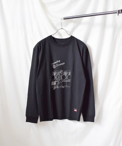Naked Rust and other POEMS(ネイキッドラストアンドアザーポエムス)の「/Naked Rust and other POEMS/手書きプリント 長袖カットソー(Tシャツ/カットソー・レディース・ホワイト/ブラック/ベージュ・LARGE/MEDIUM)」の3枚目の写真