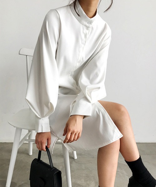 aimoha（アイモハ）の「ロングシャツワンピース（シャツ/ブラウス・レディース・ホワイト/ベージュ/ブルー・FREE/SMALL/X-LARGE/MEDIUM/LARGE）」の2枚目の写真