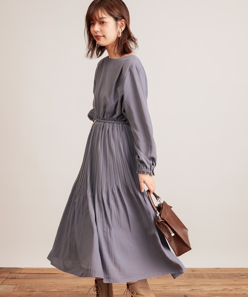 natural couture(ナチュラルクチュール)の「【WEB限定】ランダムプリーツパール釦ワンピース(ワンピース・レディース・ブラウン/モカ/サックスブルー/その他1/その他2・FREE)」の13枚目の写真