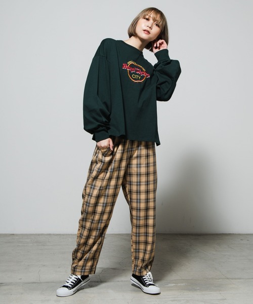 WEGO（ウィゴー）の「WEGO/ボリュームスリーブ刺繍ロンT（Tシャツ/カットソー・レディース・ダークグリーン/スミクロ・FREE）」の8枚目の写真