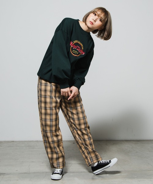 WEGO（ウィゴー）の「WEGO/ボリュームスリーブ刺繍ロンT（Tシャツ/カットソー・レディース・ダークグリーン/スミクロ・FREE）」の14枚目の写真