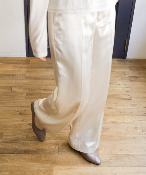 SESTO(セスト)の「晴雨兼用!生活防水対応Vカットフラットレインパンプス(レインシューズ・レディース・ブラック/アイボリー/グレイッシュベージュ/パイソン・22.0cm/22.5cm/23.5cm/24.5cm/25.5cm/23.0cm/24.0cm)」の14枚目の写真