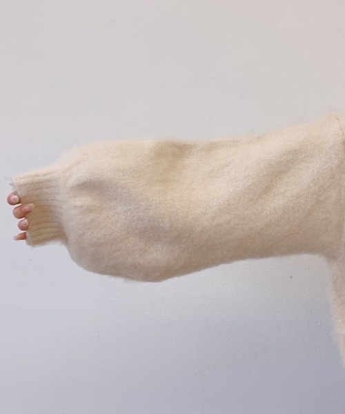 VANNIE U(ヴァニーユー)の「モヘアタッチ2WAYニットカーディガン(カーディガン/ボレロ・レディース・ブラウン/アイボリー/ブルー・FREE)」の4枚目の写真