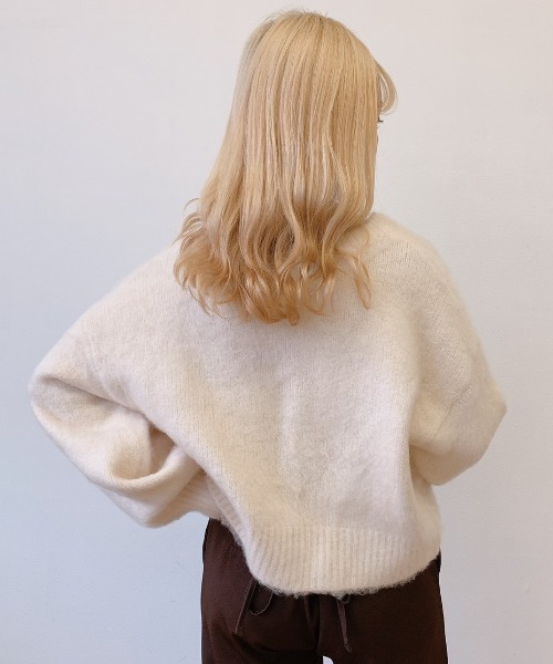 VANNIE U(ヴァニーユー)の「モヘアタッチ2WAYニットカーディガン(カーディガン/ボレロ・レディース・ブラウン/アイボリー/ブルー・FREE)」の5枚目の写真