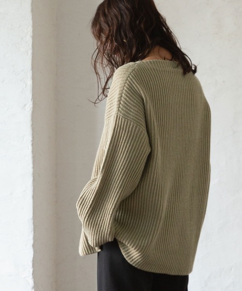 rectangle（レクタングル）の「ボートネックリブニット（ニット/セーター・レディース・グレイッシュベージュ/テラコッタ/アイボリー/ブルー/オリーブ/ブラック・FREE）」の10枚目の写真