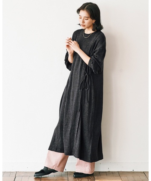 佐藤かなさんプロデュース アヴェクモワ ラップ風ワンピース チャコール ワンピース Avecmoi アヴェクモワ のファッション