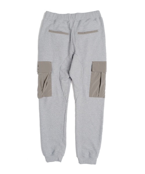 VIRGOwearworks(ヴァルゴウェアワークス)の「VGW SWEAT JOGGER CARGO(スウェットパンツ・メンズ・ブラック/グレー・2/3/4)」の11枚目の写真