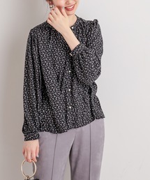 【WEB限定】パール釦とろみサテンブラウス