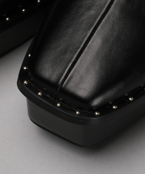 【美品】HARE スタッズパンプス　L HARE（ハレ）の「スタッズチャンキーパンプス(HARE)（パンプス
