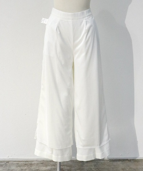 Pierrot（ピエロ）の「[低身長向け/高身長向けサイズ対応]高見えストレートワイドパンツ（その他パンツ・レディース・ブラック/チャコール/グレイッシュベージュ/グレイッシュブルー/キャメル/ホワイト/ピンク/グリーン系その他/ラベンダー/オレンジ/パープル系その他/スカイブルー・PS/PM/PL/S/M/L/LL/TM/TL/TLL）」の16枚目の写真