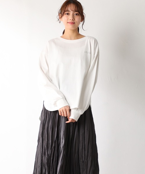 Honeys（ハニーズ）の「フォトプリントＴシャツ（Tシャツ/カットソー・レディース・オレンジ/サックスブルー/スミクロ/ホワイト系その他/オフホワイト・S/L/LL/M）」の2枚目の写真