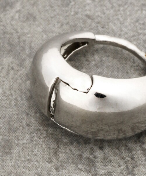 FREAK'S STORE(フリークスストア)の「【WEB限定】キャッチレスフープピアス(ピアス(両耳用)・レディース・シルバー/ゴールド/その他9・フリ-)」の8枚目の写真