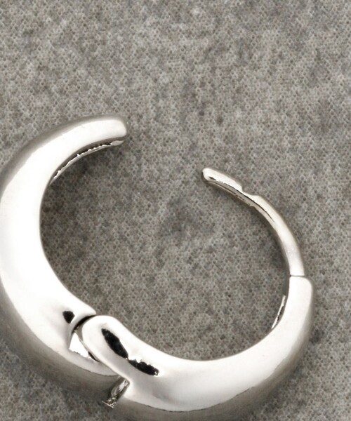 FREAK'S STORE(フリークスストア)の「【WEB限定】キャッチレスフープピアス(ピアス(両耳用)・レディース・シルバー/ゴールド/その他9・フリ-)」の6枚目の写真