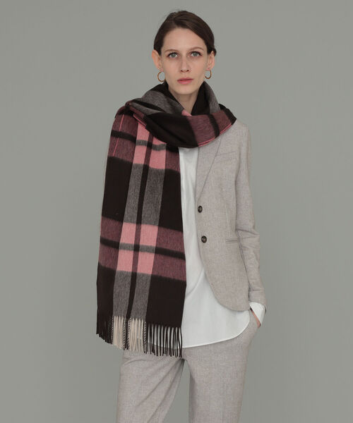 EFFE BEAMS(エッフェビームス)の「Joshua Ellis / Various Checks カシミヤストール(ストール/ショール・レディース・ピンク・ONE SIZE)」の2枚目の写真