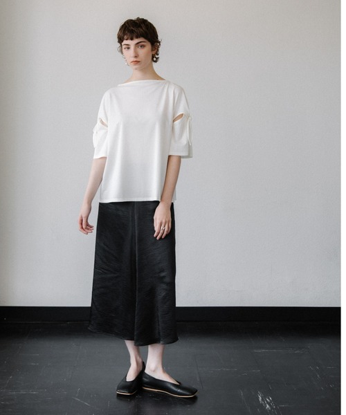 ACCL（エーシーシーエル）の「2WAY袖リボン サマーカットソー（Tシャツ/カットソー・レディース・ブラック/ホワイト・FREE）」の22枚目の写真