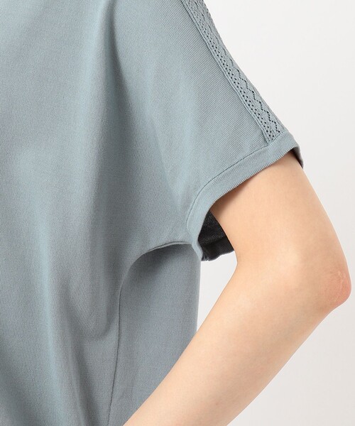 J.PRESS(ジェイプレス)の「【UVカット・洗える】Functional Cotton Blend 袖レース ニット(ニット/セーター・レディース・ピンク系/ターコイズブルー系/ベージュ系/ネイビー系・MEDIUM/LARGE)」の21枚目の写真