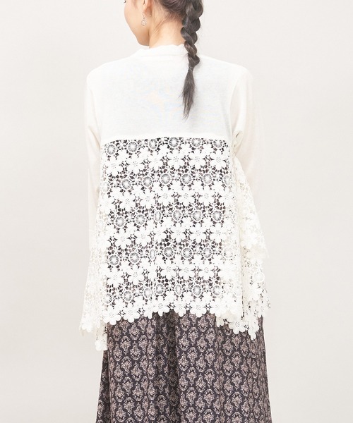 AS KNOW AS de base(アズノゥアズドゥバズ)の「スカラレース&ニットカーディガン(カーディガン/ボレロ・レディース・グレー/オフホワイト/ラベンダー・FREE)」の5枚目の写真