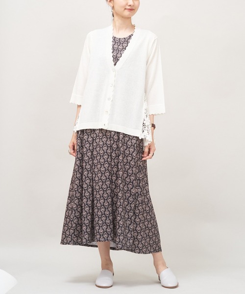 AS KNOW AS de base(アズノゥアズドゥバズ)の「スカラレース&ニットカーディガン(カーディガン/ボレロ・レディース・グレー/オフホワイト/ラベンダー・FREE)」の6枚目の写真