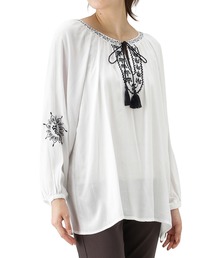 NAVY | やわらかく着心地の良い長袖刺繍ブラウス(シャツ/ブラウス)
